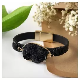 Браслет "На магните" большой камень, цвет чёрный в золоте, 19,5 см