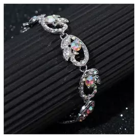 Браслет со стразами "Цветущая ветвь" лепестки, цвет бензиновый в серебре