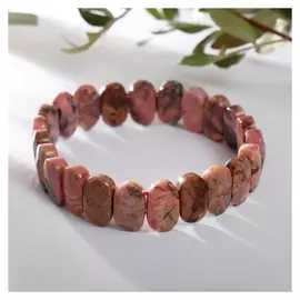 Браслет, стилизованный под родонит, подушка