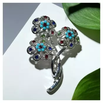 Брошь "Цветочное трио", цветная в серебре