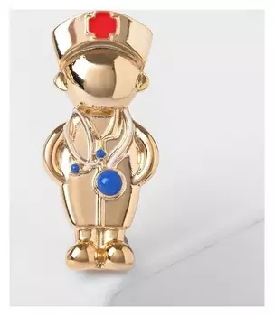 Брошь "Доктор". в золоте