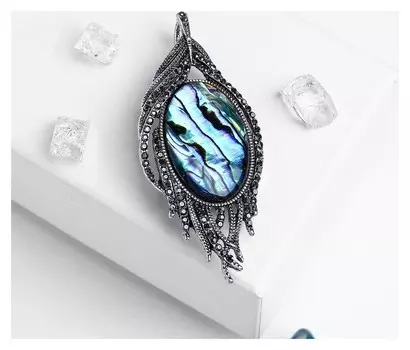 Брошь "Галиотис" перо павлина