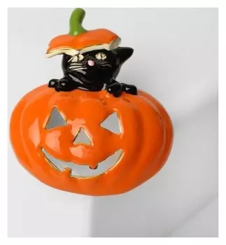 Брошь "Хэллоуин" котёнок в тыкве, цвет оранжево-чёрный в золоте