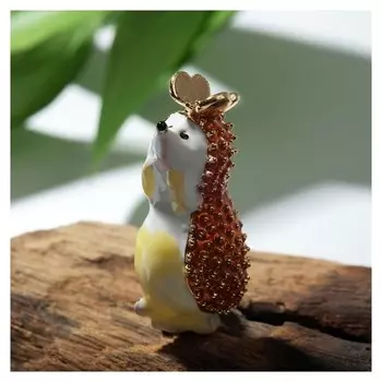 Брошь "Ёжик" с бабочкой, цветная в золоте