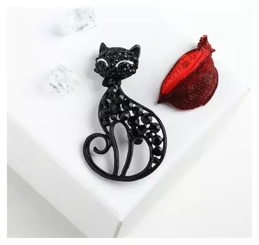 Брошь "Кошка" грациозная