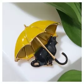 Брошь "Кошка" под зонтом, цвет чёрно-жёлтый в золоте