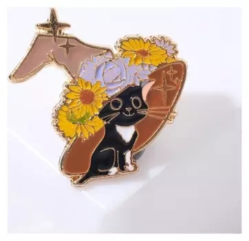 Брошь "Котёнок в шляпке" цветочки, цветной в золоте