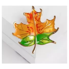 Брошь "Лист" кленовый, цвет жёлто-зелёный
