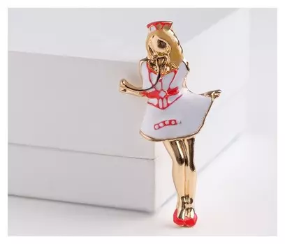 Брошь "Медсестра", цвет красно-белый в золоте