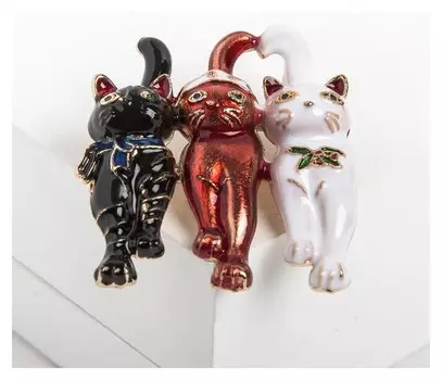 Брошь новогодняя "Котята", цветная в золоте