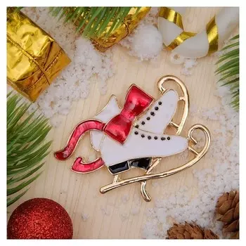 Брошь "Новогодняя сказка" коньки фигурные, цвет красно-белый в золоте