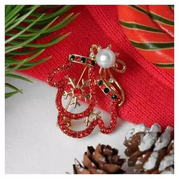 Брошь новогодняя "Варежки" конутр, цветная в золоте