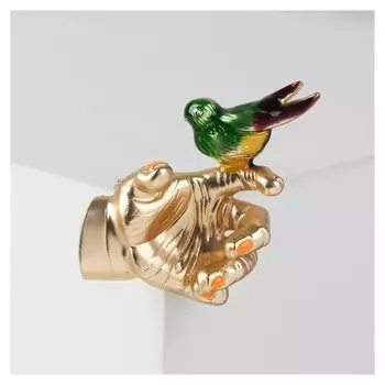 Брошь "Птичка" на руке, цветная в матовом золоте