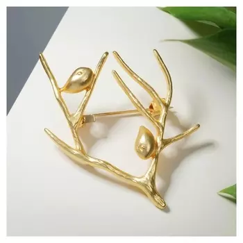 Брошь "Птички" на оленьих рогах, цвет золото