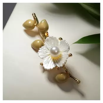 Брошь "Ветвь" расцветающая, цвет бело-коричневый в золоте