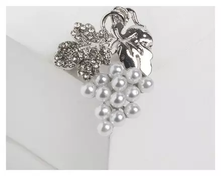 Брошь "Виноград" мини, цвет белый в серебре