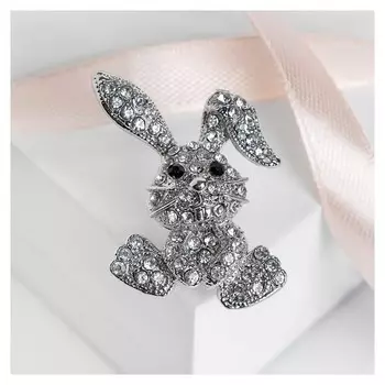 Брошь "Зайчик", цвет белый в серебре