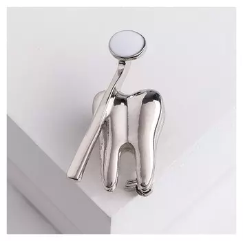 Брошь "Зуб с зеркалом", цвет белый в серебре