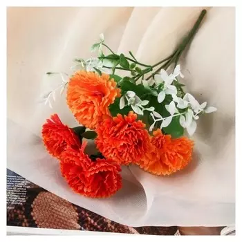 Букет "Яркая гвоздика" 28 см