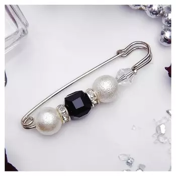 Булавка "Кубик" 6,5 см, цвет бело-черный в серебре