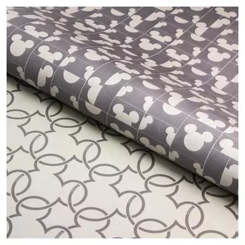 Бумага упаковочная глянцевая двусторонняя Микки Маус 60x90 см Цвет серый