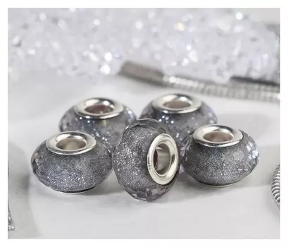 Бусина "Гранёная льдинка" с блёстками, цвет серый в серебре