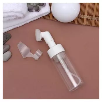 Бутылочка с щёткой для умывания с дозатором