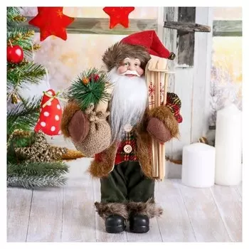 Дед мороз, с мешком и лыжами