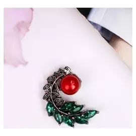 Декор для творчества металл "Веточка с красной ягодкой" стразы, жемчужина 2,2х1,6 см