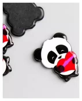 Декор пластик "Панда с сердечком" 3,2х2,5 см