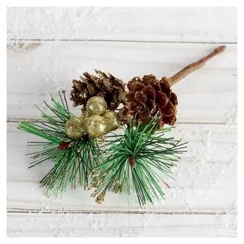 Декор "Зимние грезы" две шишки ягодки хвоя 15 см
