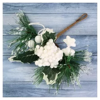 Декор "Зимние грезы" звёзды ягодки листики 18 см