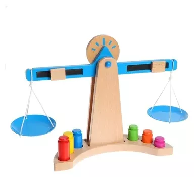 Деревянная игрушка «Весы»