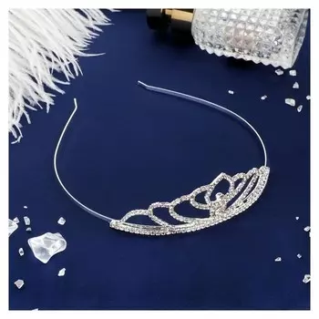 Диадема для волос "Лючия" цветок в центре