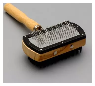 Двусторонняя щетка-пуходерка с деревянной ручкой, 10 Х 17 см