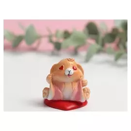 Фигурка полистоун "Заяц на сердце", 4 см
