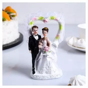 Фигурка в торт 15 см