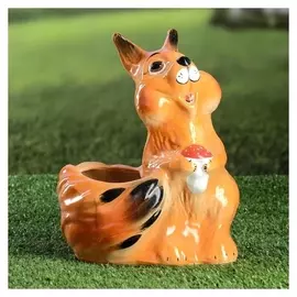 Фигурное кашпо "Белка"