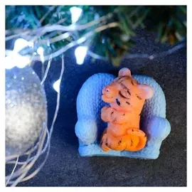 Фигурное мыло "Тигрёнок в рукавичке"