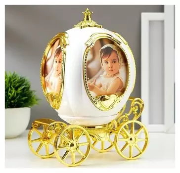 Фоторамка пластик 9х7,5 см музыка "Карета" белая с золотом 23х18х12,5 см