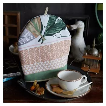 Грелка на чайник "Доляна" Modern Kitchen 28х28см,100% хл,164г/м2