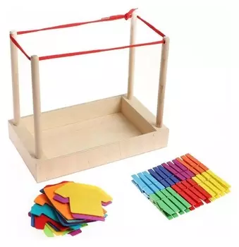 Игровой набор «Стирка» основание, 24 прищепки, 4 предметов одежды, 22 × 13 × 40 см