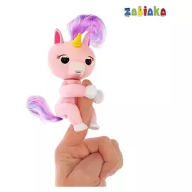 Интерактивная пони Lovely Friend, издаёт звуки, крутит головой, закрывает глаза, реагирует на касания