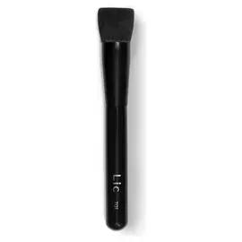 Кисть для нанесения тона косметическая Makeup Artist Brush T01