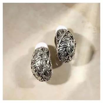 Клипсы "Грейс" лепестки, цвет чернёное серебро