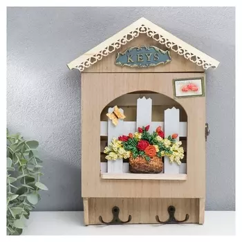 Ключница дерево 6 крючков домик "Корзина с цветами" натуральный 33х7,5х23 см