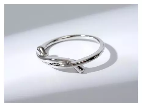 Кольцо "Волна" тонкая линия, цвет серебро, размер 17