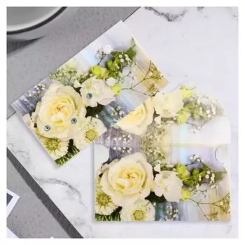 Конверт для денег "Поздравительный" глитер, белые розы, гипсофилы, 19х9 см