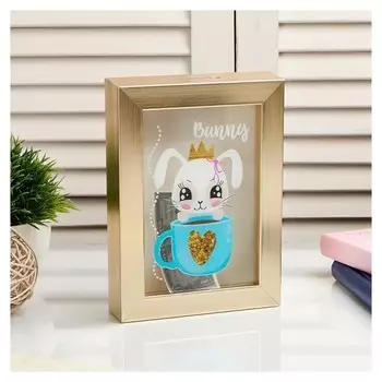 Копилка интерьерная пластик "Зайка в короне с кружечкой" 17х12х3,8 см