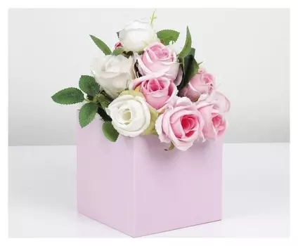 Коробка для цветов с PVC крышкой, розовая 12 х 12 х 12 см